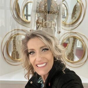 Meet your Posher, Wendy